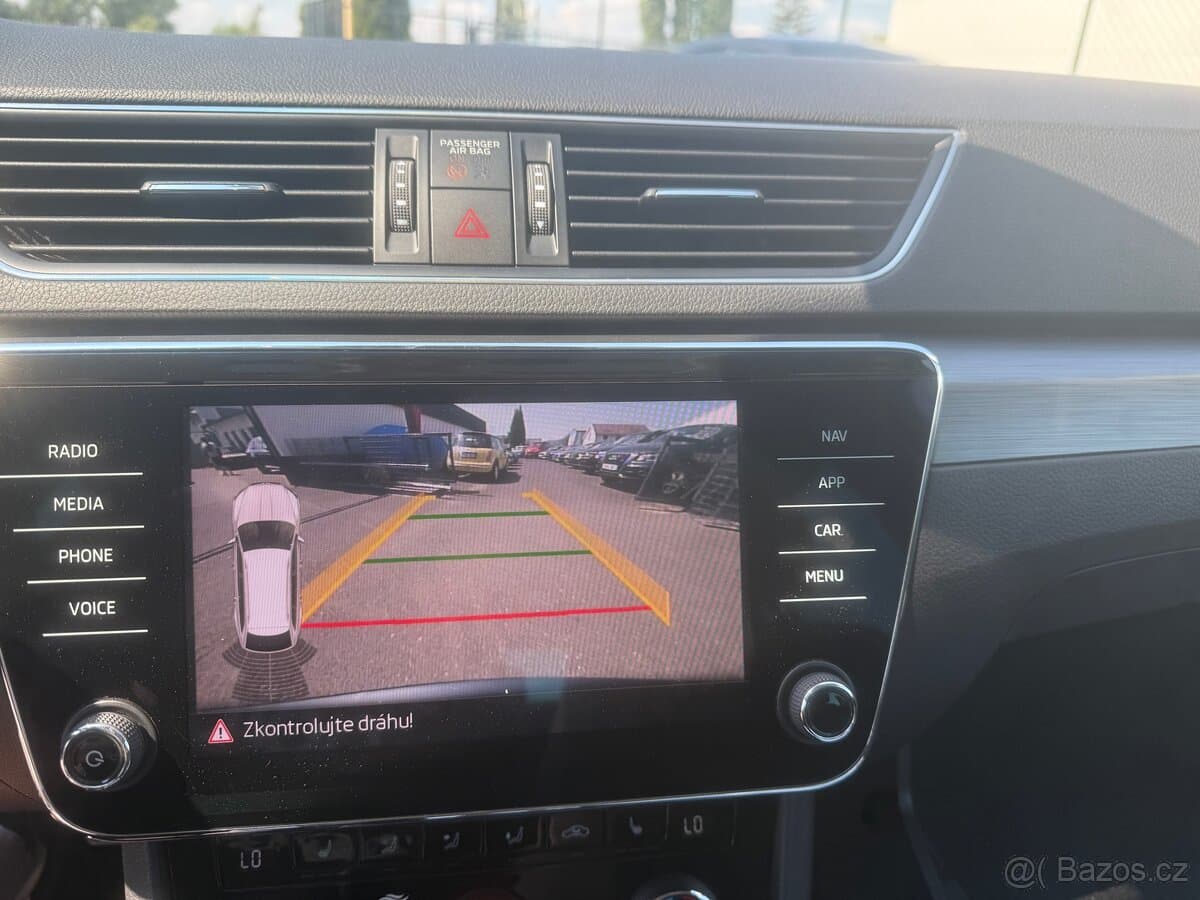 2018 Škoda SUPERB - 17