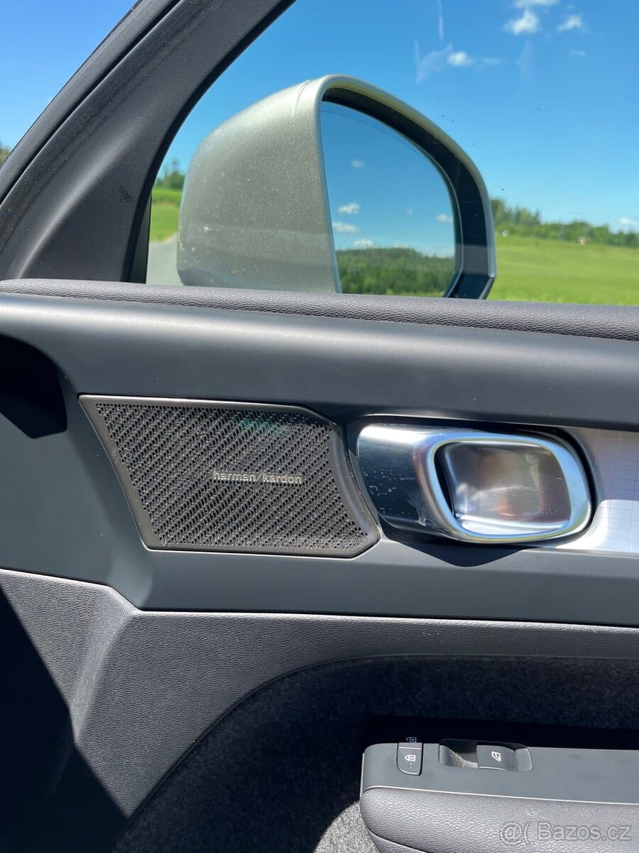 Volvo XC40 - 17