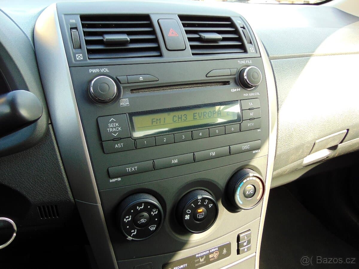 2009 Toyota COROLLA - 17