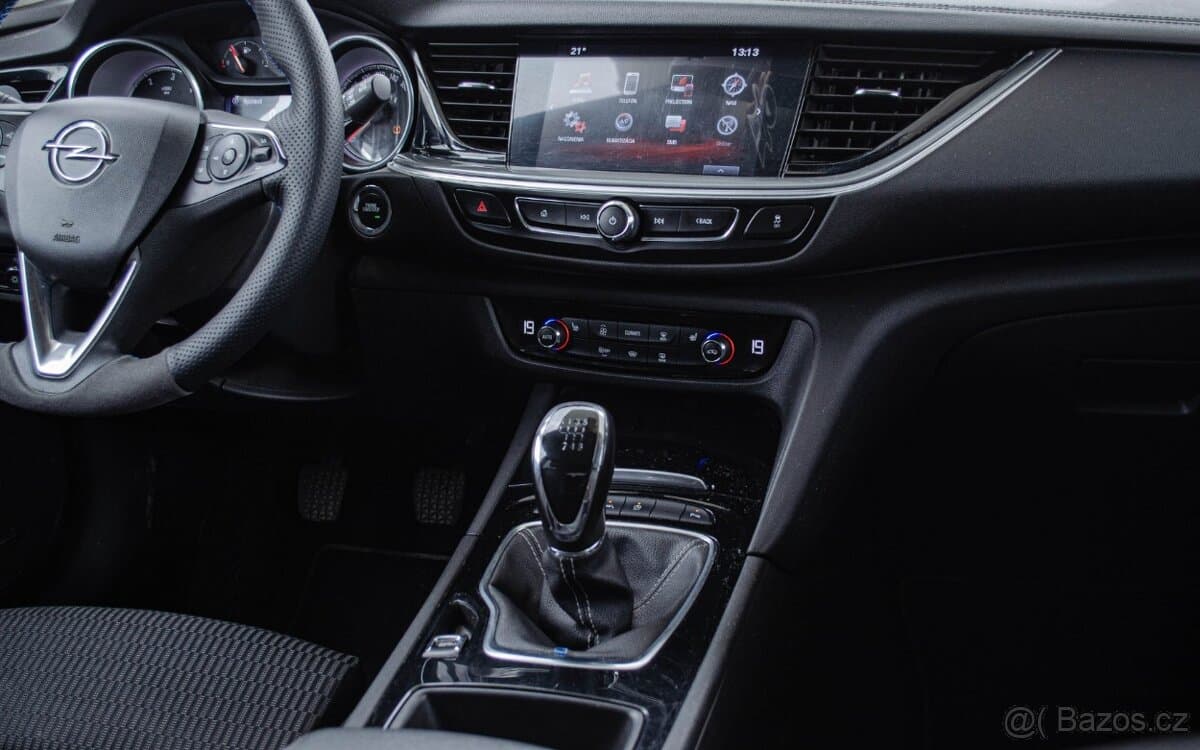 2017 Opel INSIGNIA - 17