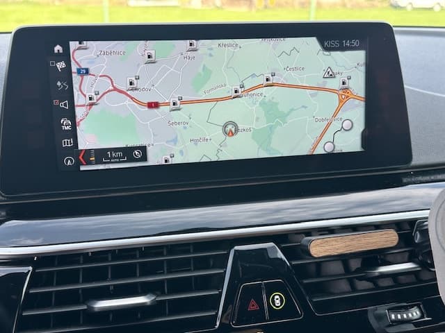2017 BMW 5-SERIES - 17