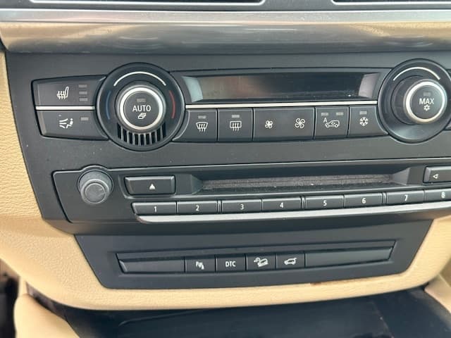 2009 BMW X6 - 17