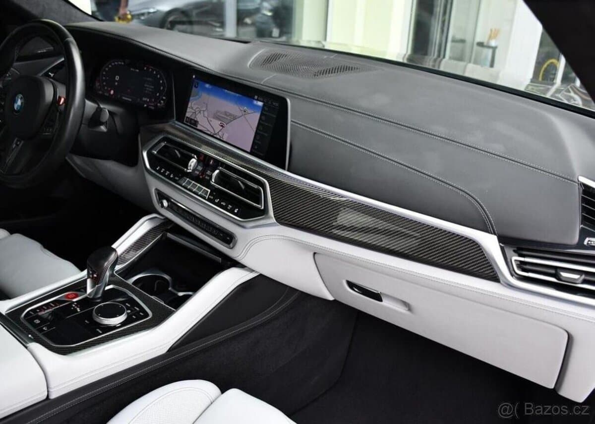 2021 BMW X6 - 17