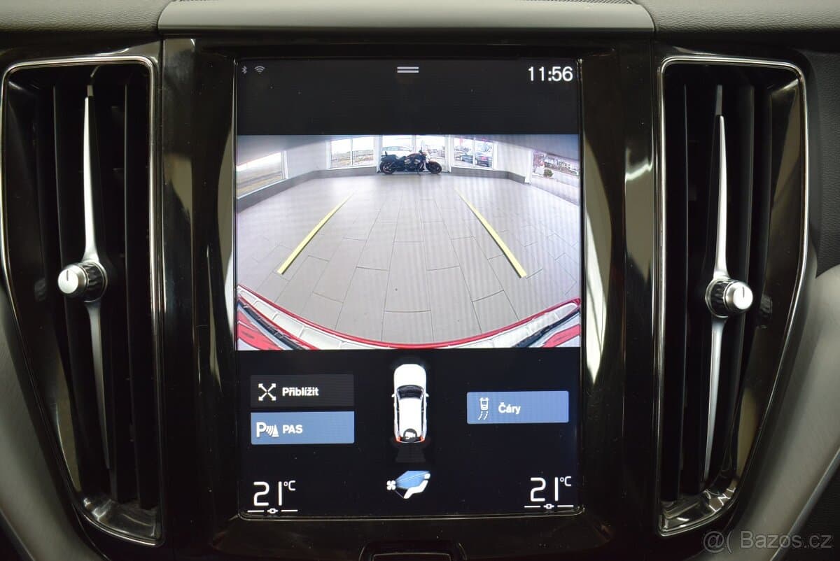 2020 Volvo XC60 - 17