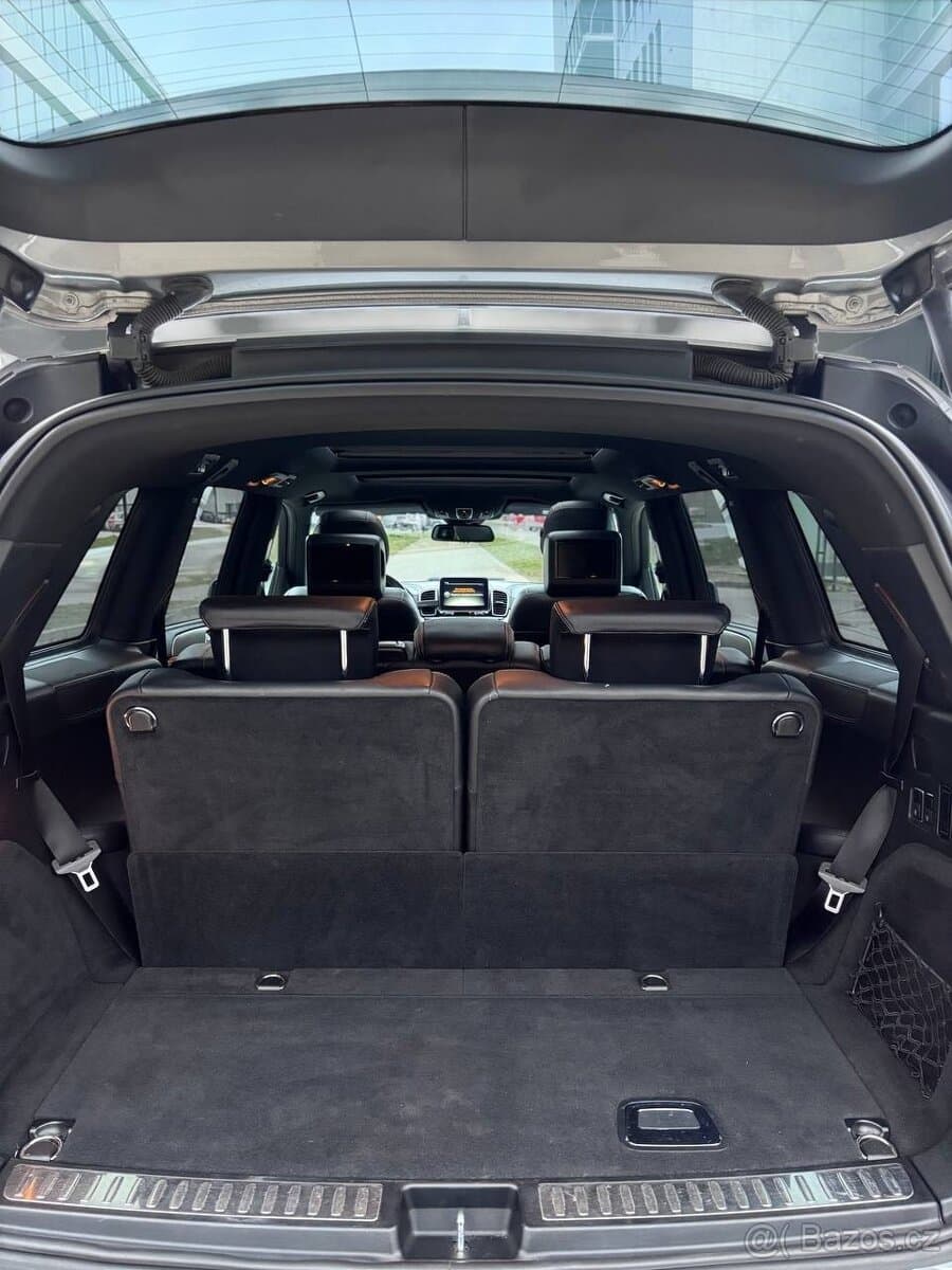 2016 Mercedes-Benz GLS - 17