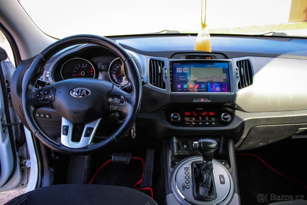 2016 Kia SPORTAGE - 17