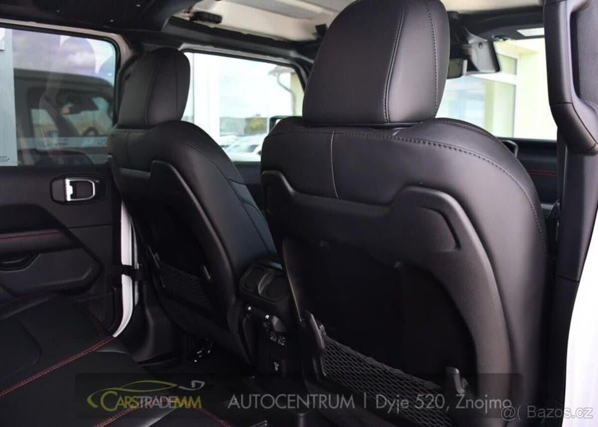 2025 Jeep WRANGLER - 17