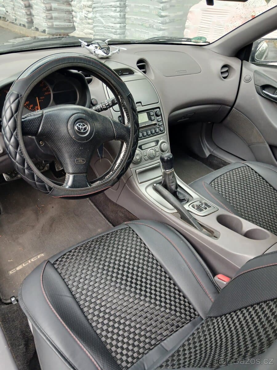 2012 Hyundai VELOSTER - 17