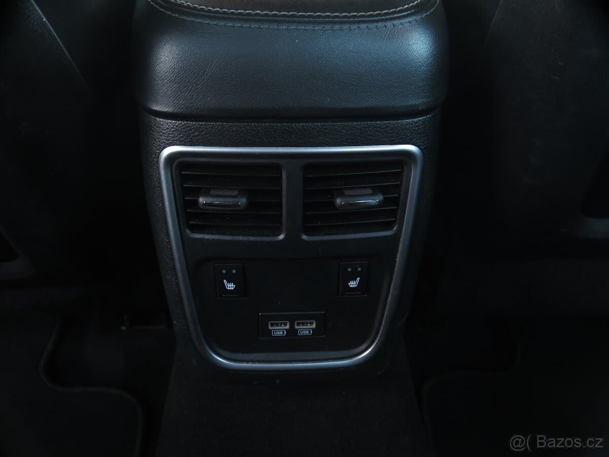 2020 Dodge CHARGER - 17