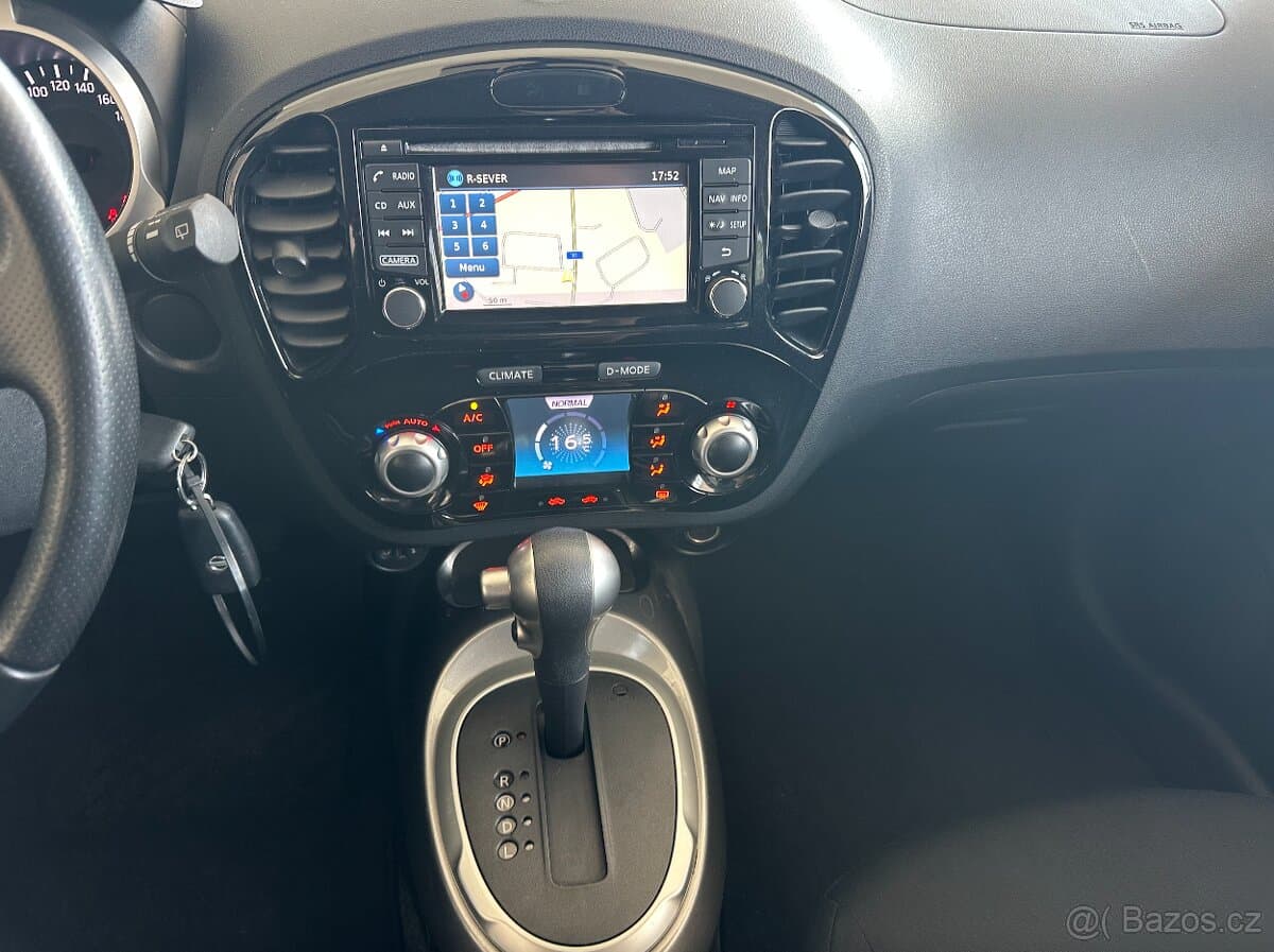 2015 Nissan JUKE - 17