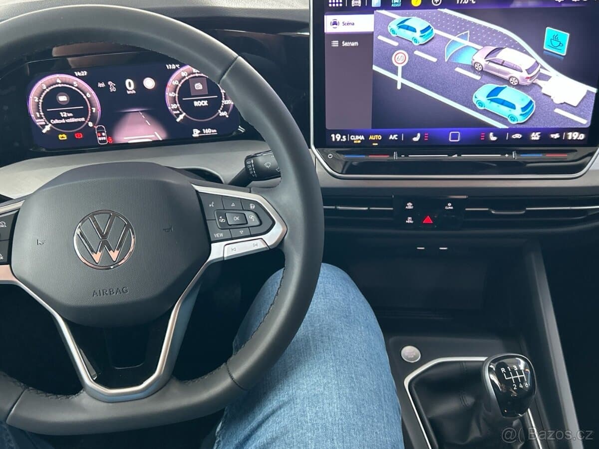 Volkswagen GOLF - 17