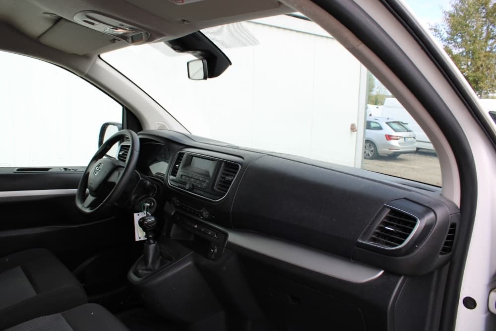 2021 Opel VIVARO - 17