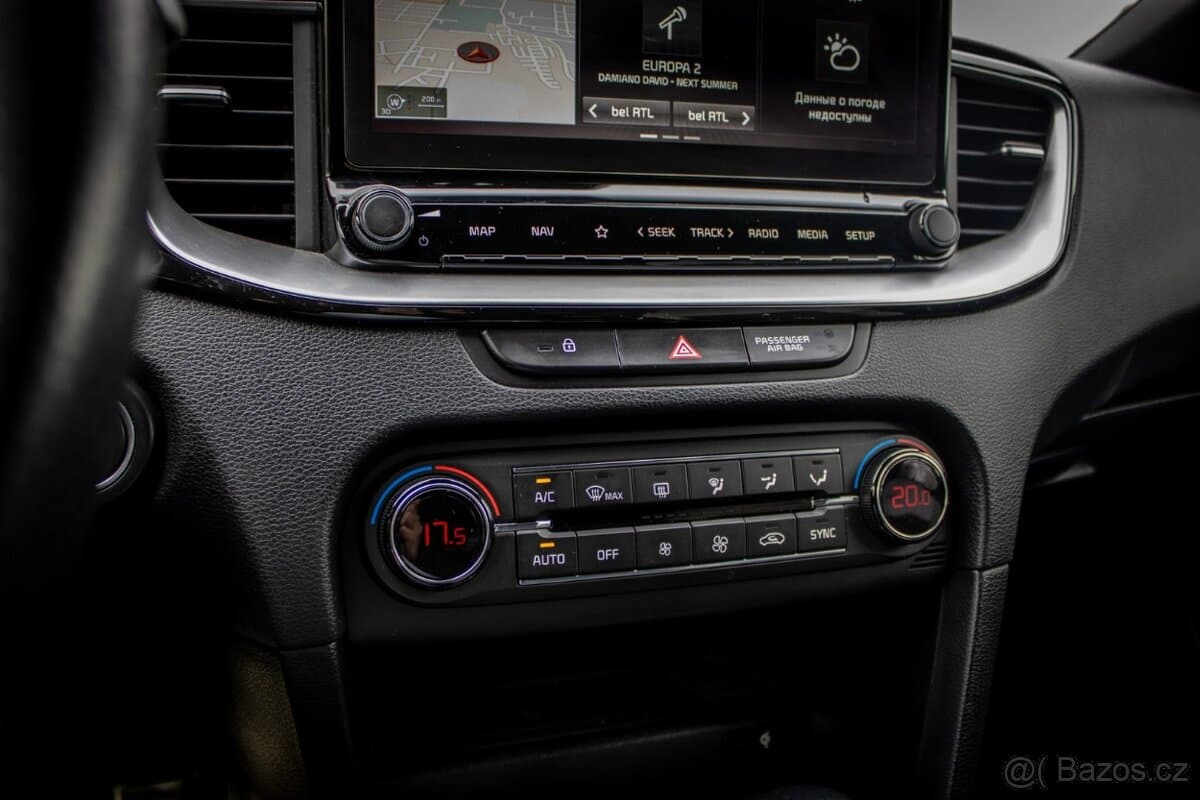 2019 Kia PROCEED - 17