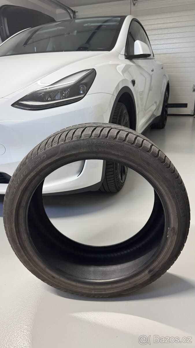 2023 Tesla MODEL Y - 17