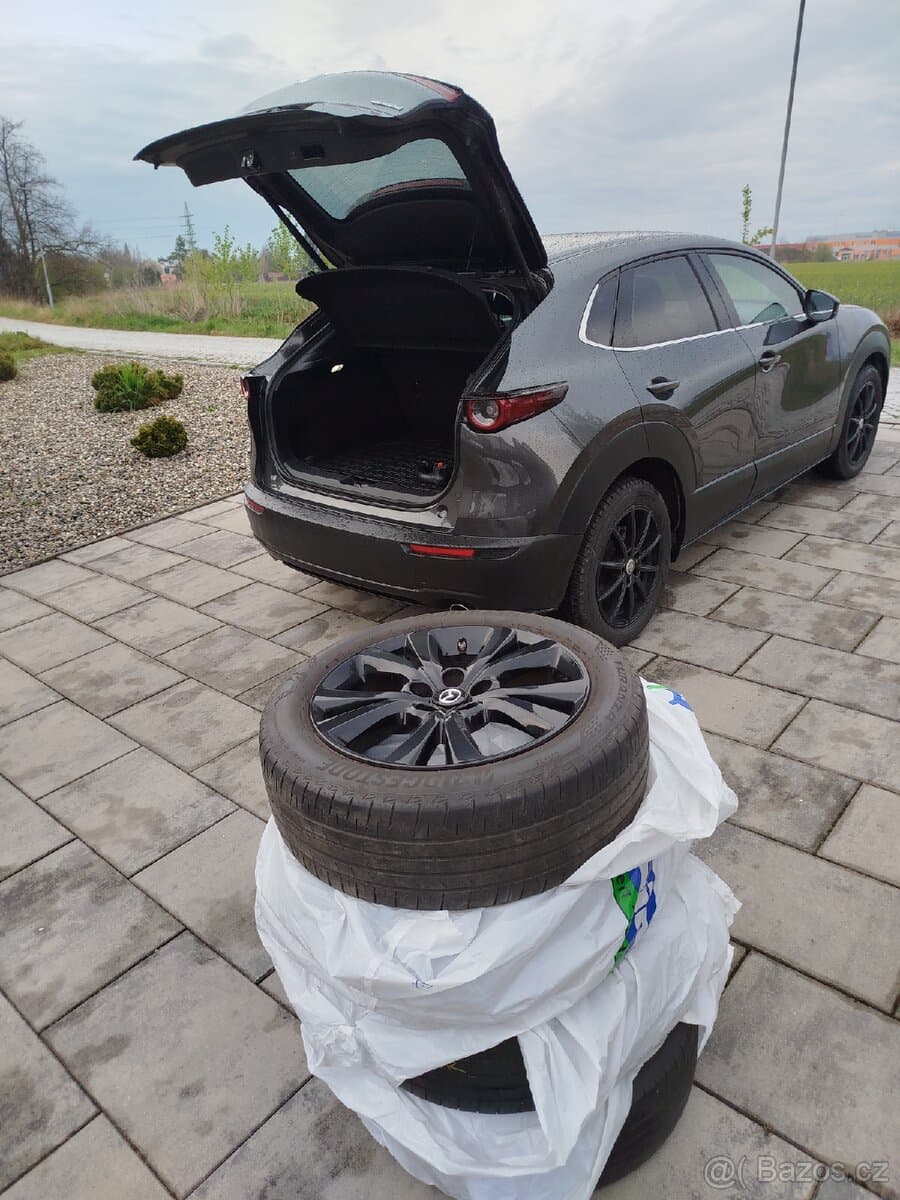 2022 Mazda CX-30 - 17
