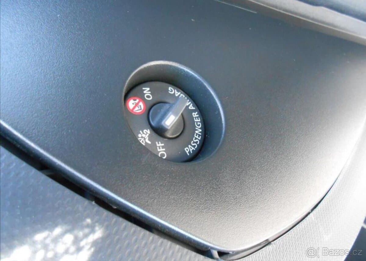 2015 Renault CAPTUR - 17
