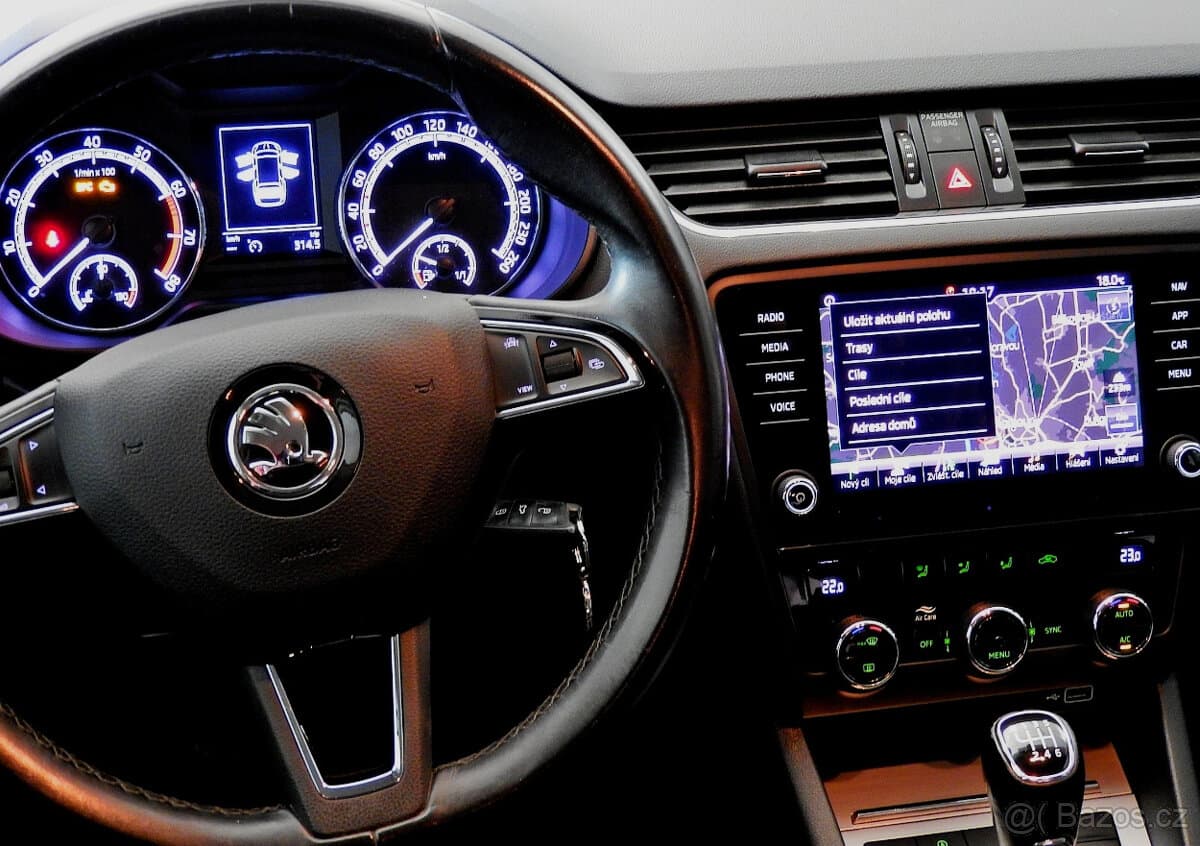 2020 Škoda OCTAVIA - 17