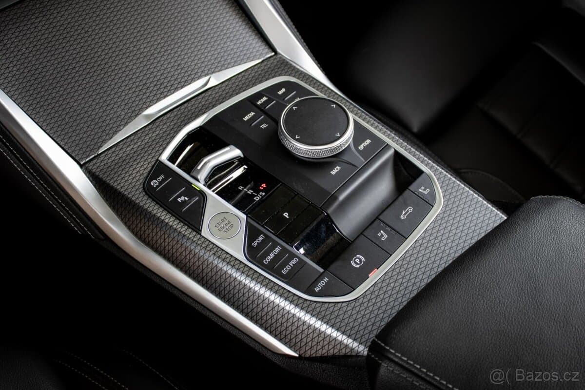 2023 BMW M4 - 17