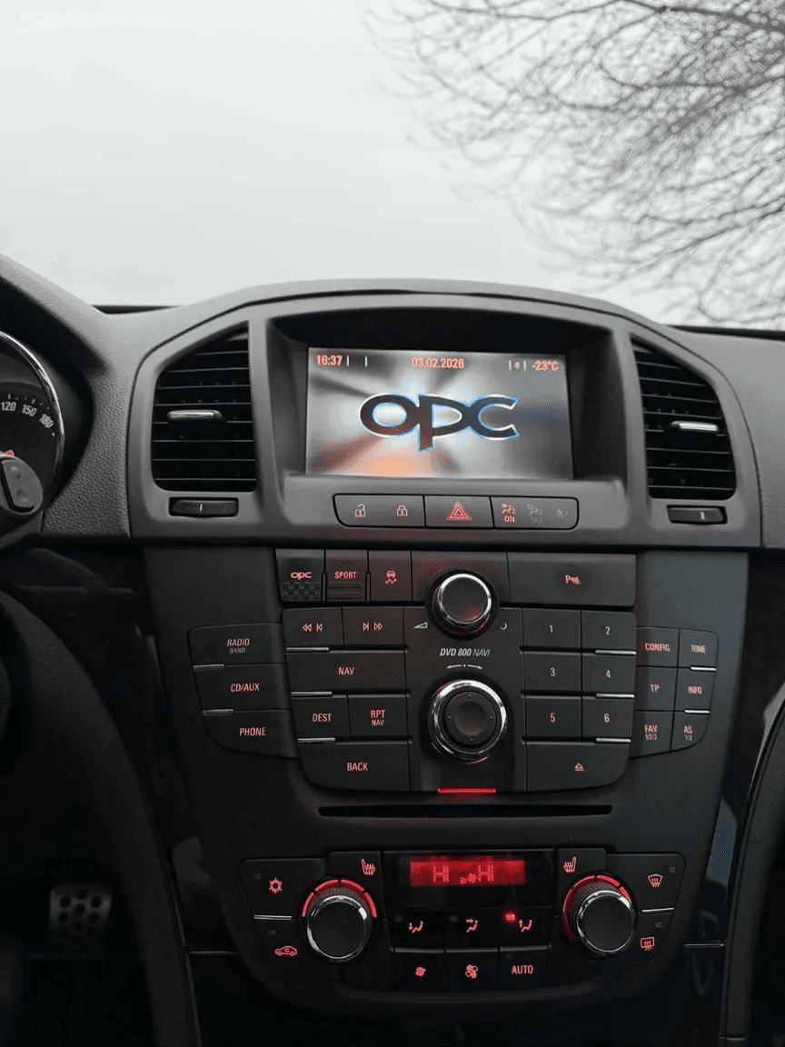 2011 Opel INSIGNIA - 17
