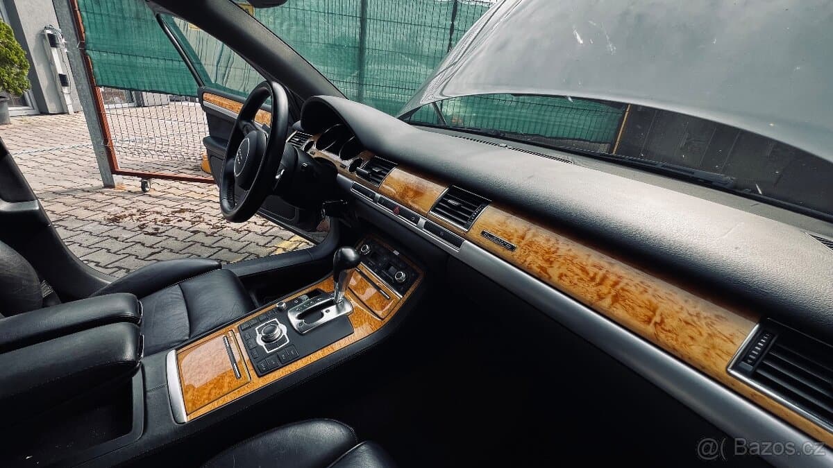 2004 Audi A8 - 17