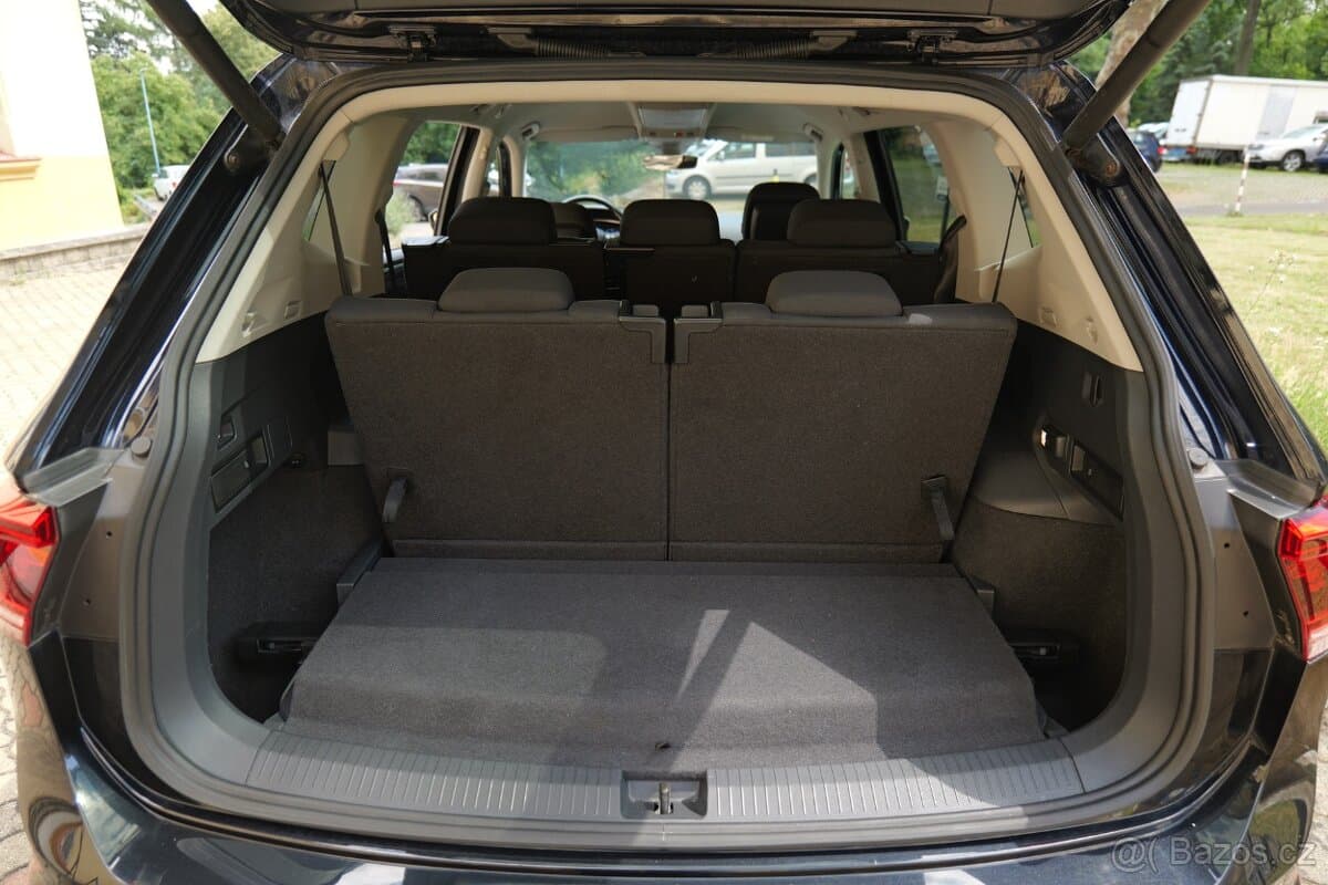 2018 Volkswagen TIGUAN - 17