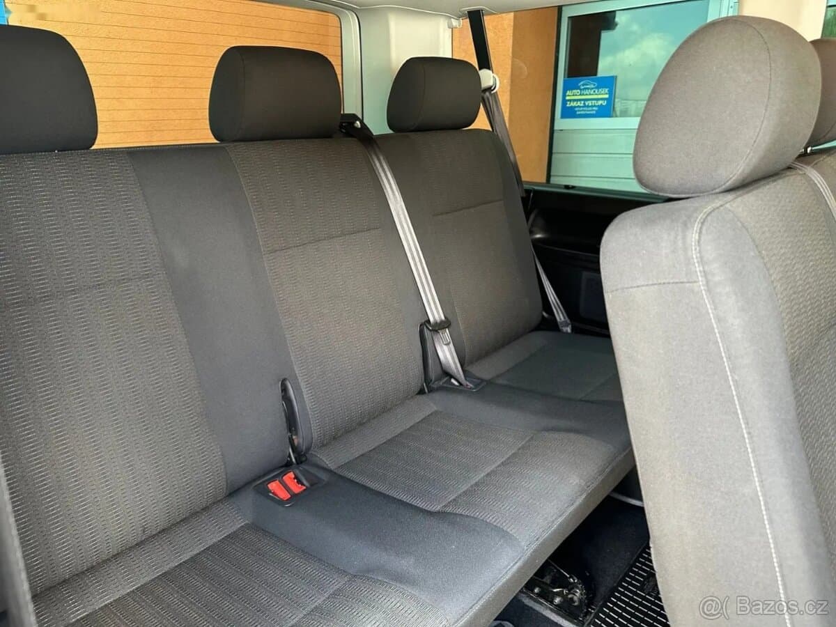 2015 Volkswagen CARAVELLE - 17