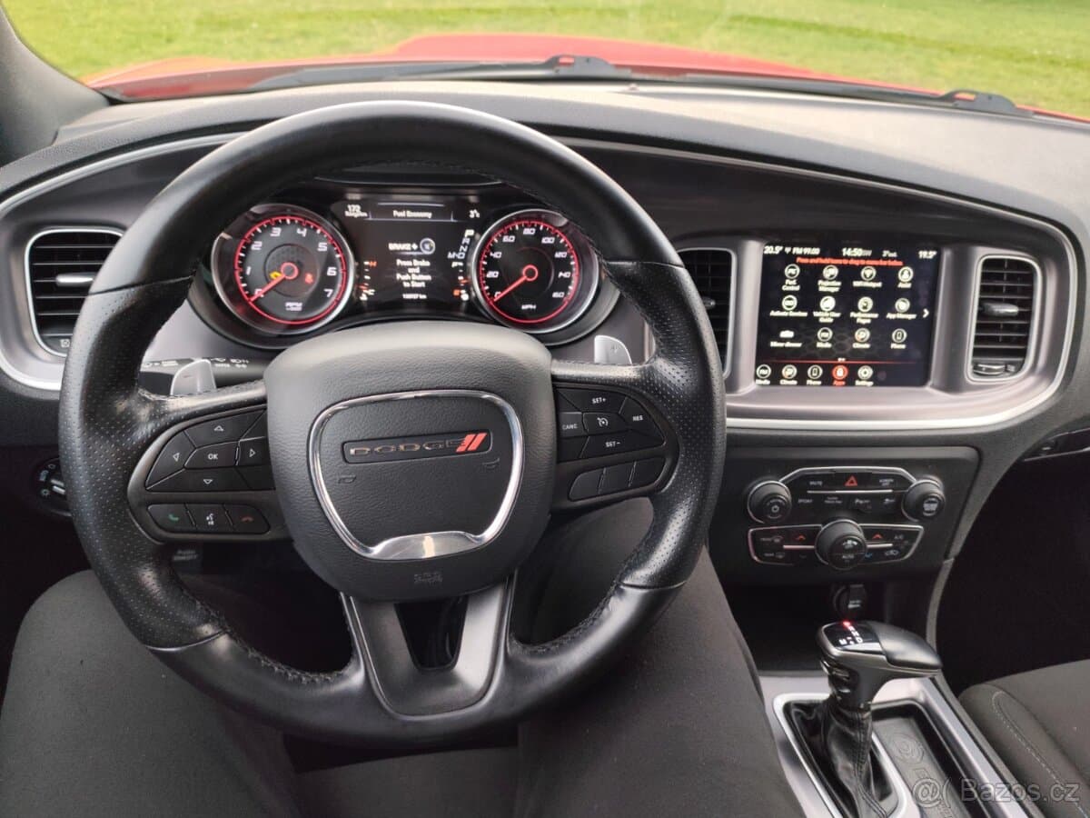 2020 Dodge CHARGER - 17