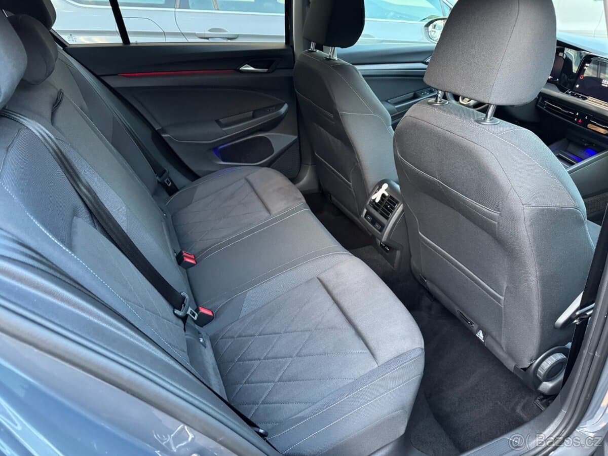 2021 Volkswagen GOLF - 17