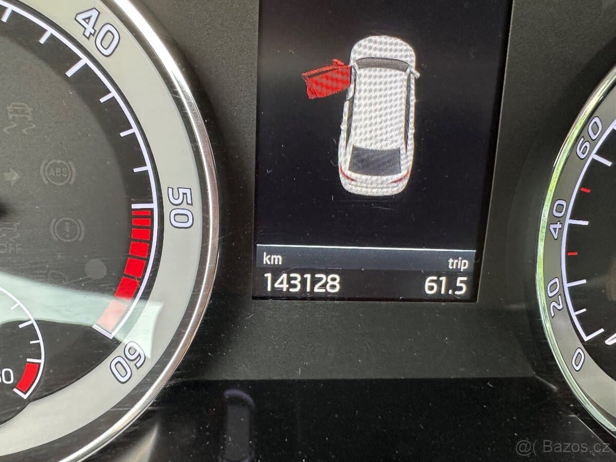 2020 Škoda SUPERB - 17