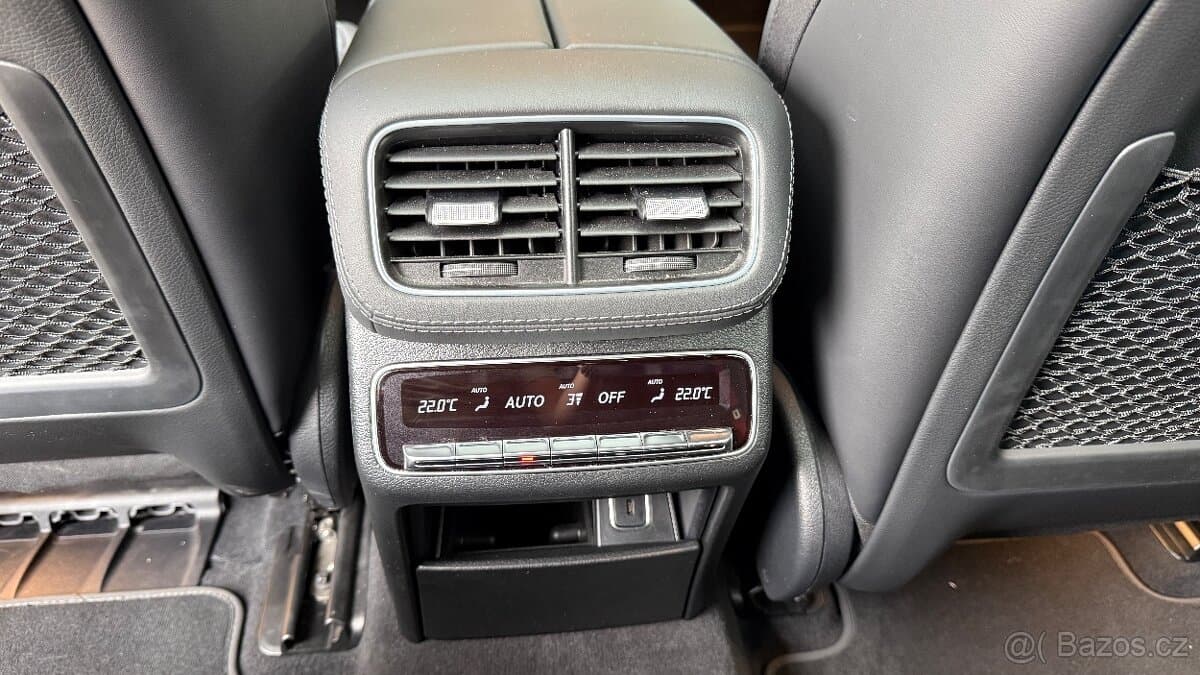 2022 Mercedes-Benz GL - 17