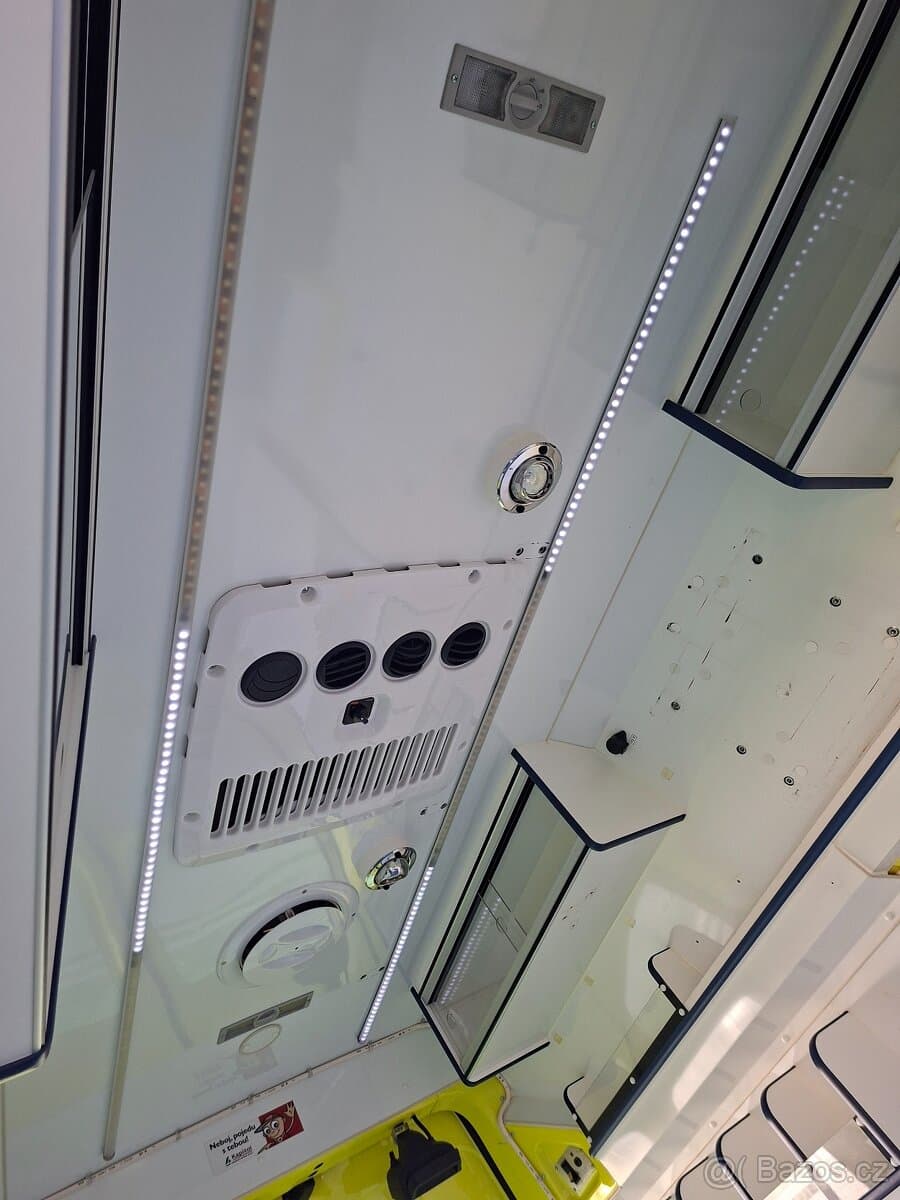 2010 Volkswagen TRANSPORTER - 17