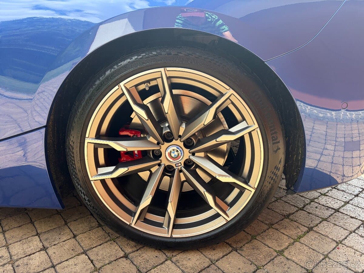 2023 BMW M4 - 17
