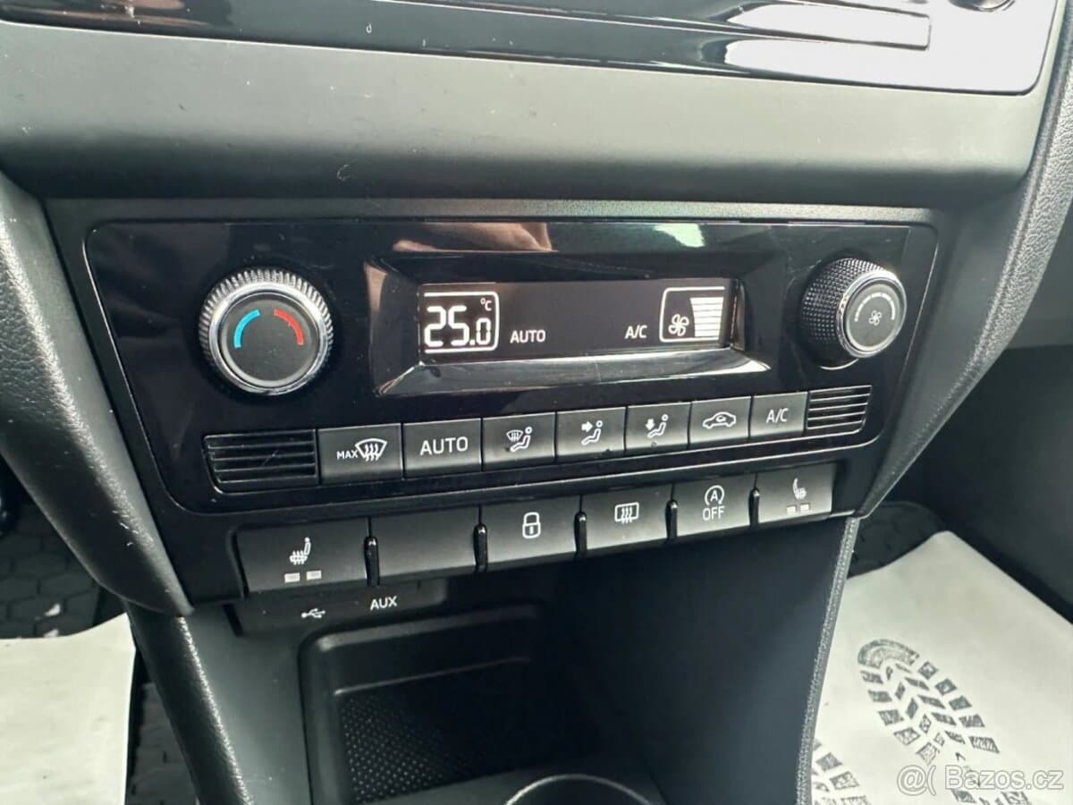 2017 Škoda RAPID - 17