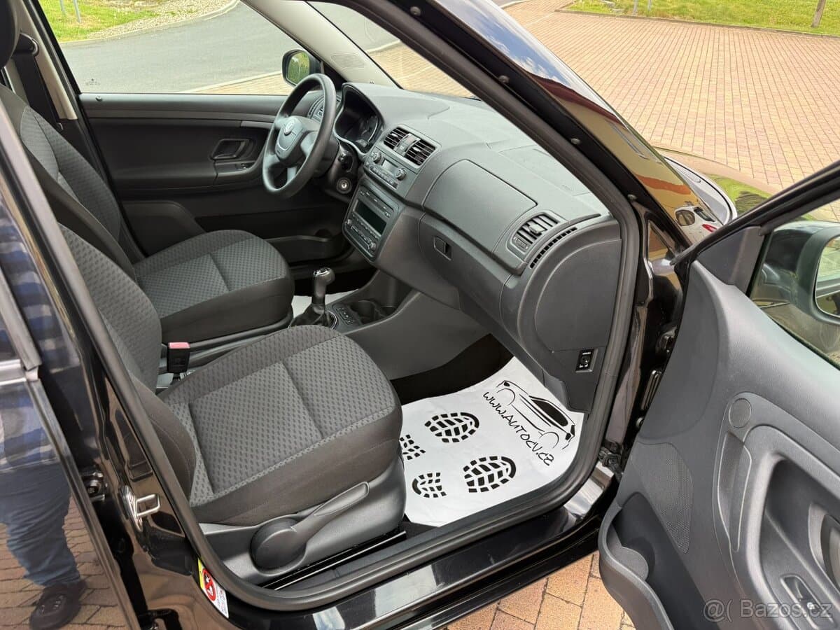 2010 Škoda FABIA - 17