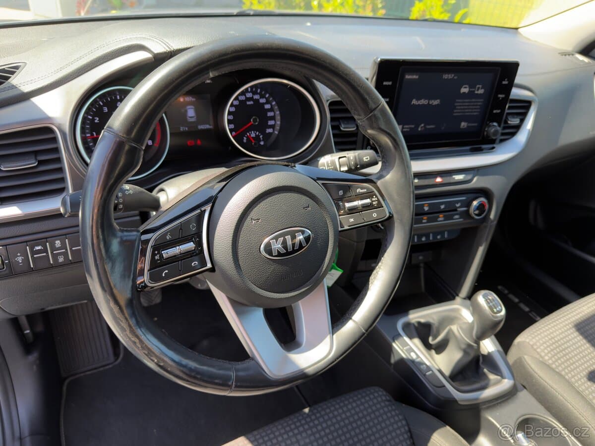 2021 Kia PROCEED - 17