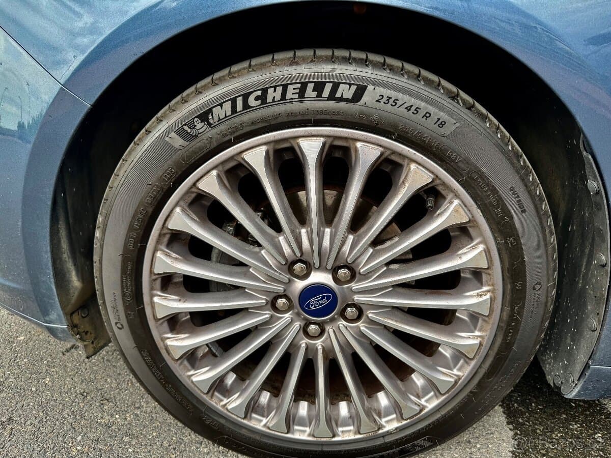 2018 Ford MONDEO - 17