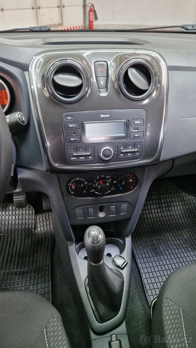 2019 Dacia SANDERO - 17