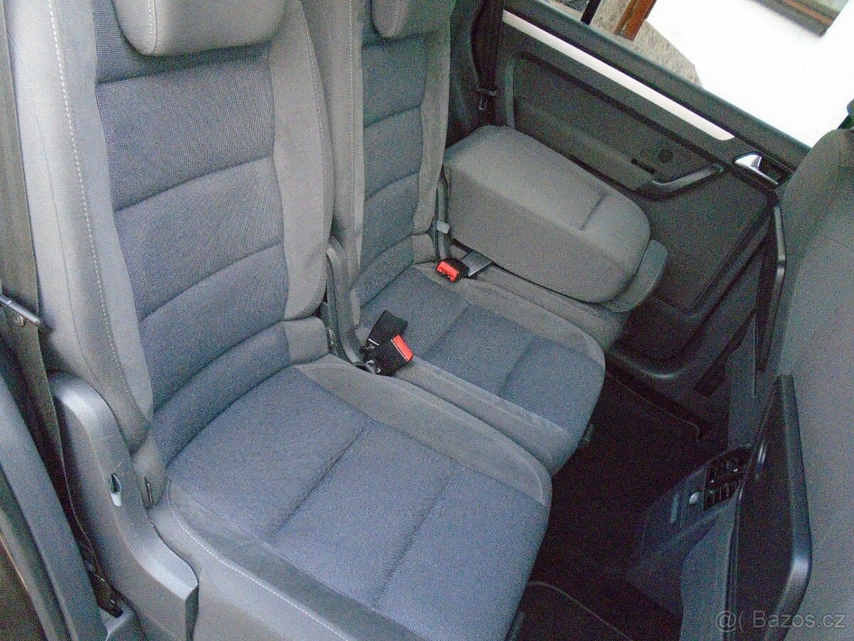 2012 Volkswagen TOURAN - 17
