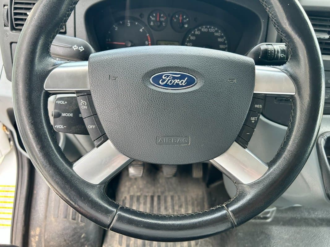 2013 Ford TRANSIT - 17