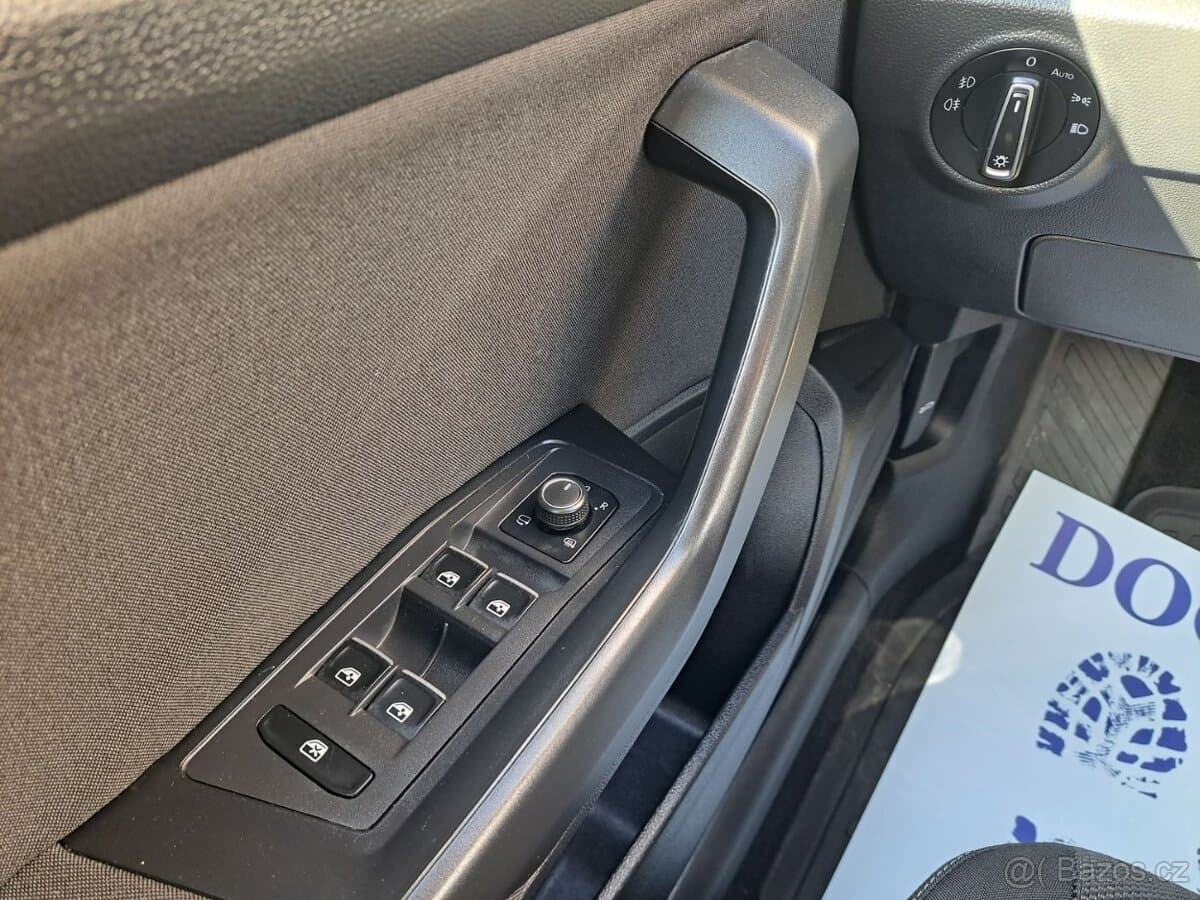 2022 Volkswagen T-ROC - 17
