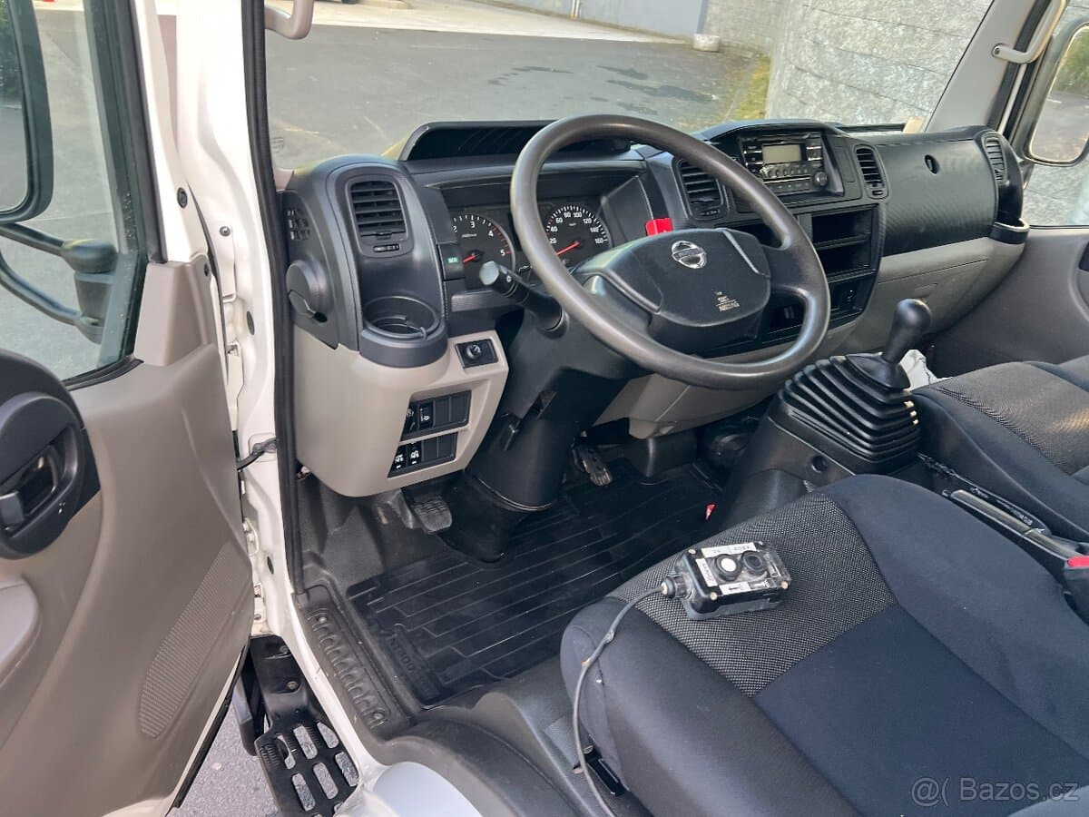 2017 Nissan OSTATNÍ - 17