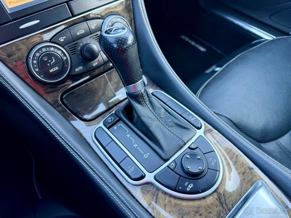2009 Mercedes-Benz SL - 17