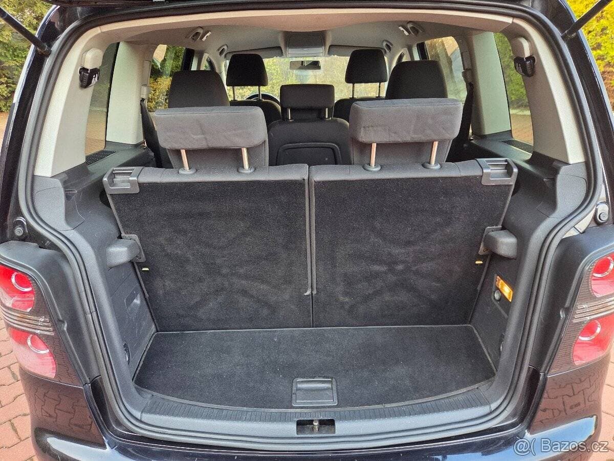 2009 Volkswagen TOURAN - 17
