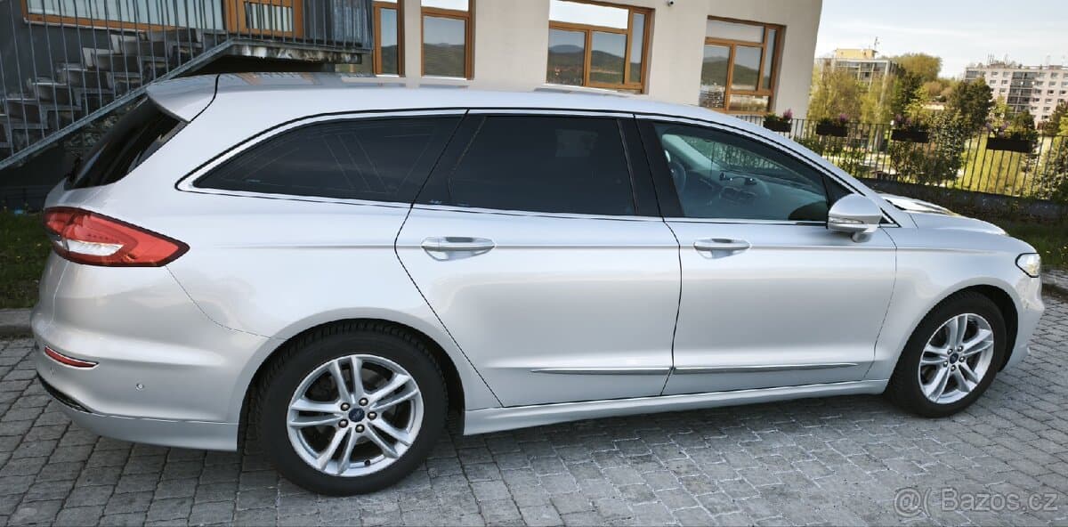 2019 Ford MONDEO - 17