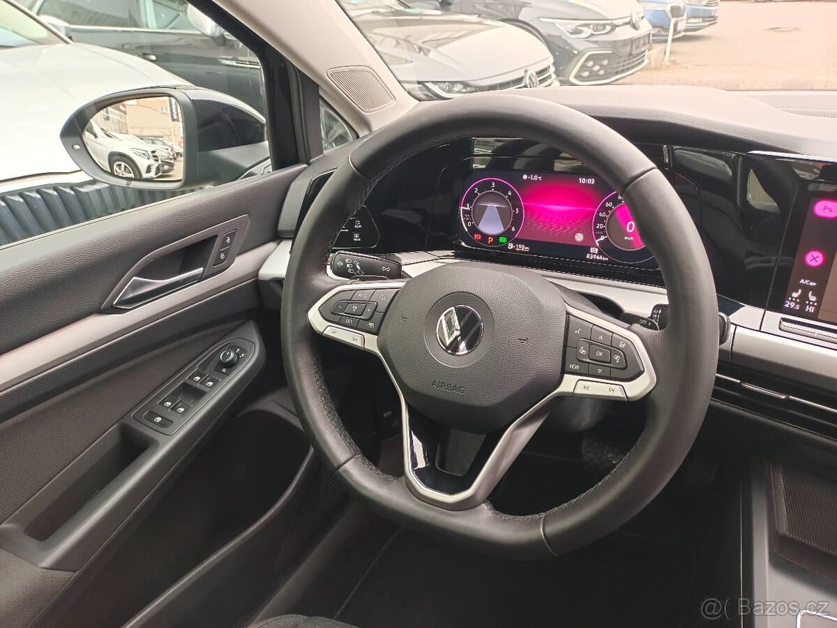 2022 Volkswagen GOLF - 17