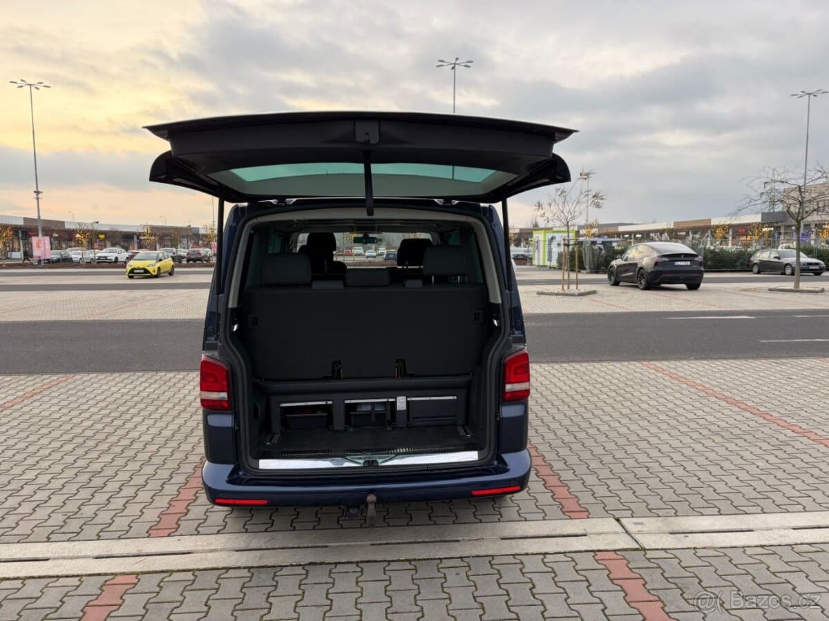2013 Volkswagen MULTIVAN - 17