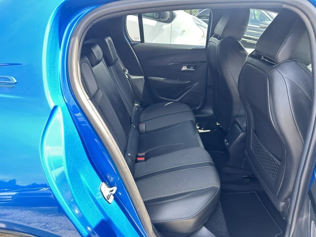 2021 Peugeot 208 - 17