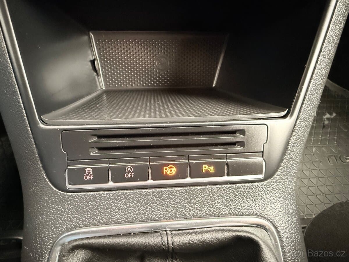 2012 Volkswagen TIGUAN - 17