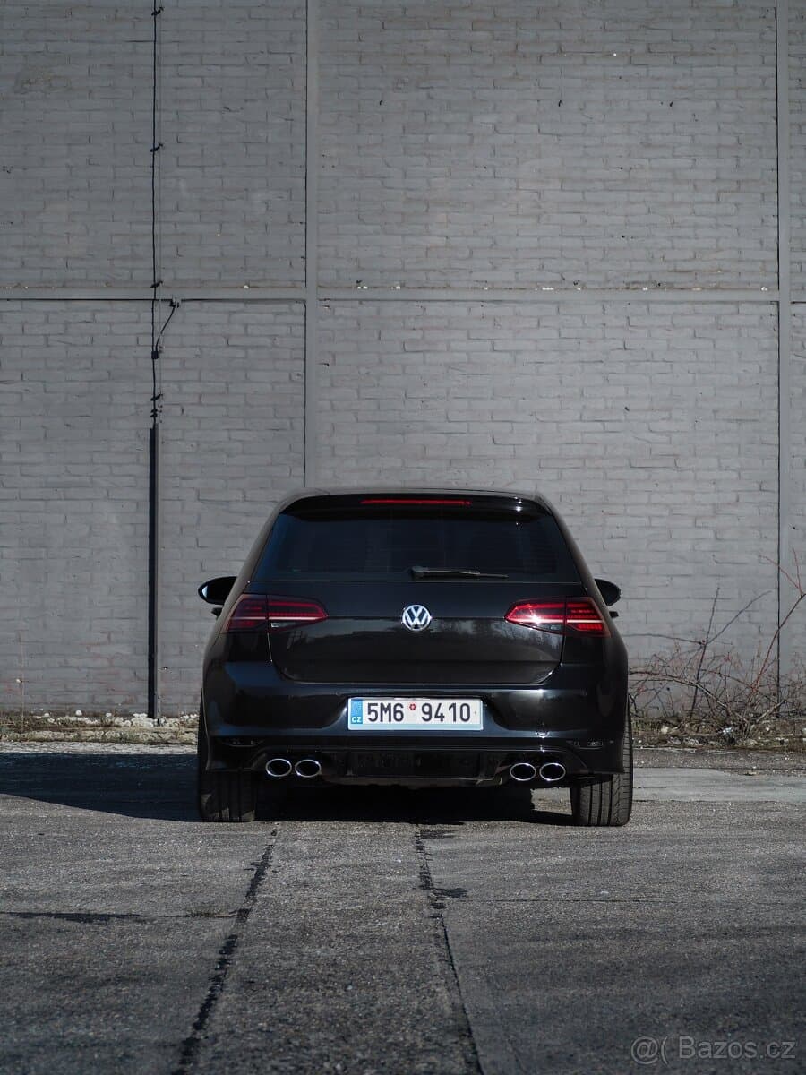 Volkswagen GOLF - 17