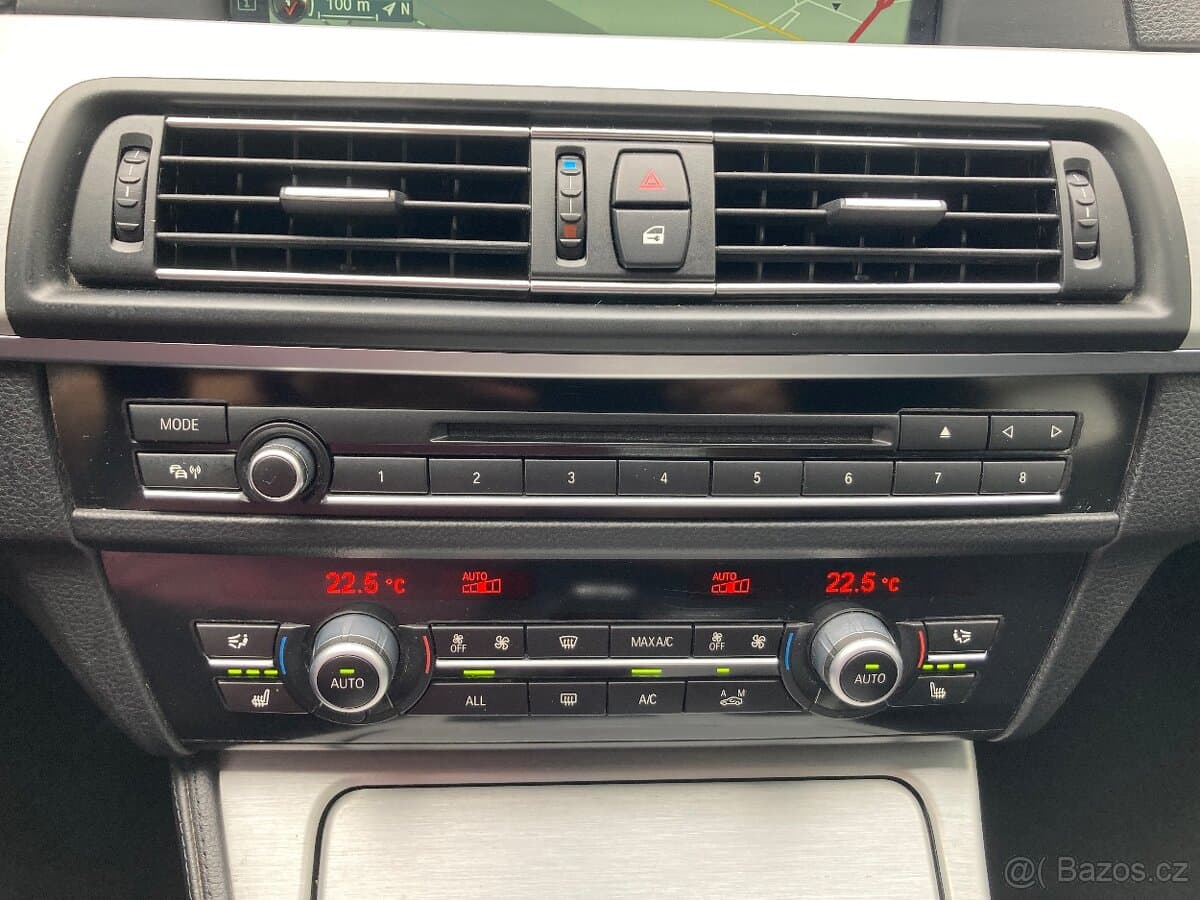 2012 BMW 5-SERIES - 17